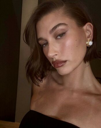 Hailey Baldwin Bieber