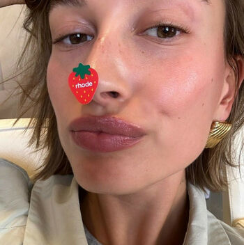 Hailey Baldwin Bieber