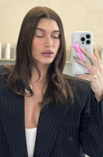 Hailey Baldwin Bieber
