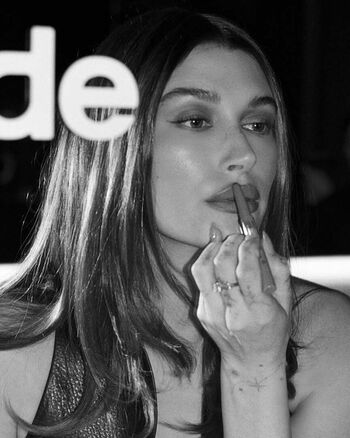 Hailey Baldwin Bieber