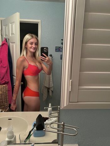 hailey_sinclair