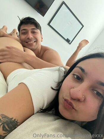 haileyrosexxx