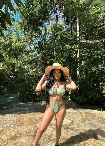 Halle Bailey