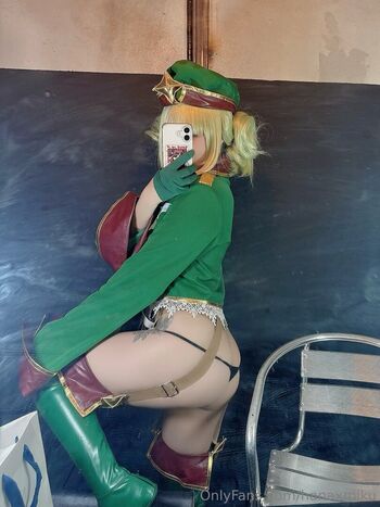 hanaxmiku