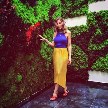 Hande Sarıoğlu