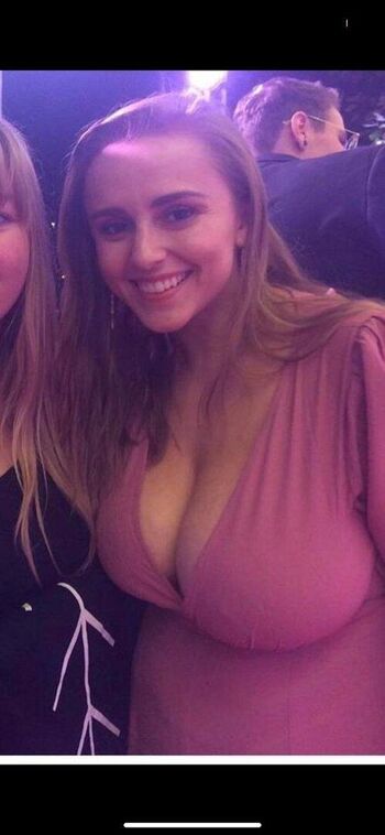 Hannah Witton