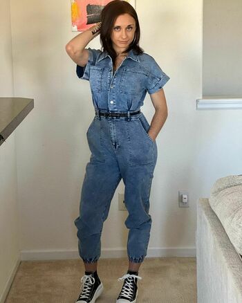 Hardbodymona
