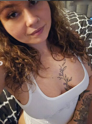 Hat jemand was von k.rinay/TikTok tinax2/OnlyFans ?