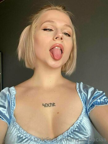 hazelgraciaa