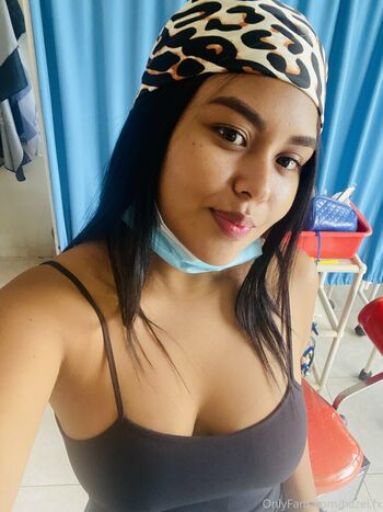 hazelxfox