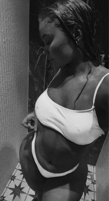 heleneelises/ Helene Elise Strom/ helenees