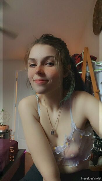hereliesviolet