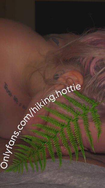 hiking.hottie