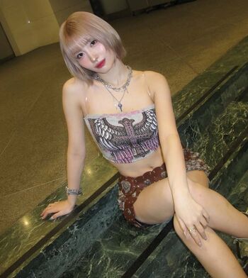 Hirai Momo