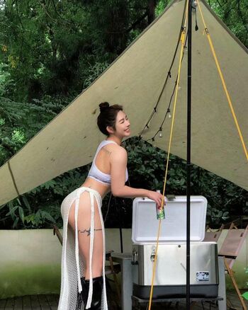 Hitomi Songyuxin
