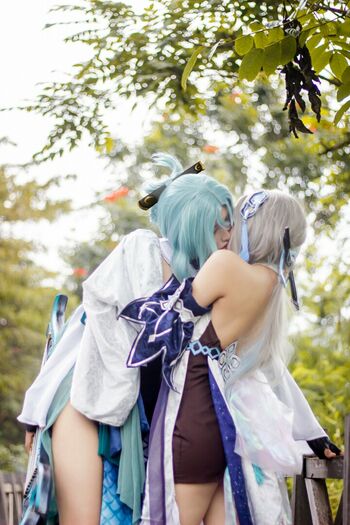 美月 HKxSYR