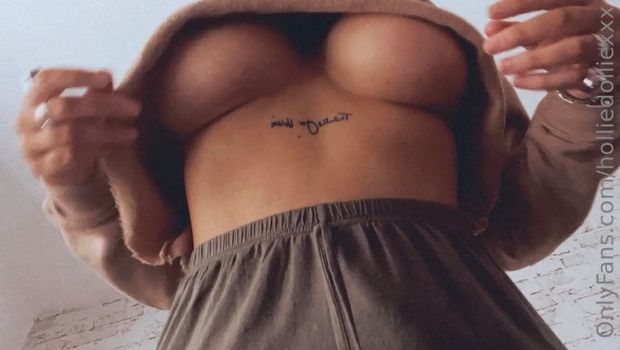 Hollie M Parsons