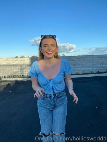 holliesworldd