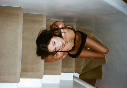 hollylim