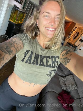 hooked_on_mollie2