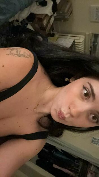 Hotblockchain / Emily Cocea / cryptobaddie1
