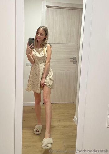 hotblondesarah