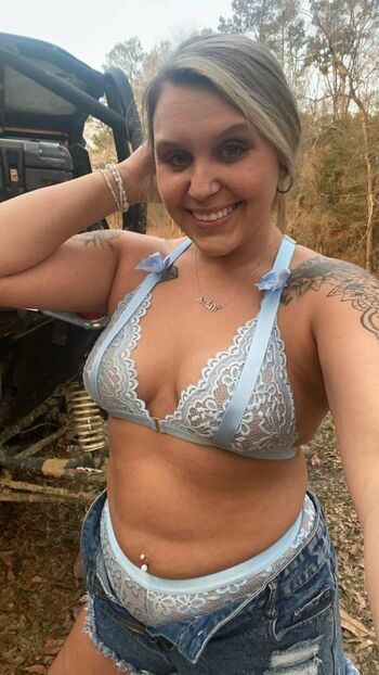 hotblondie95