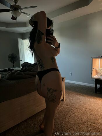 HotGothMlf