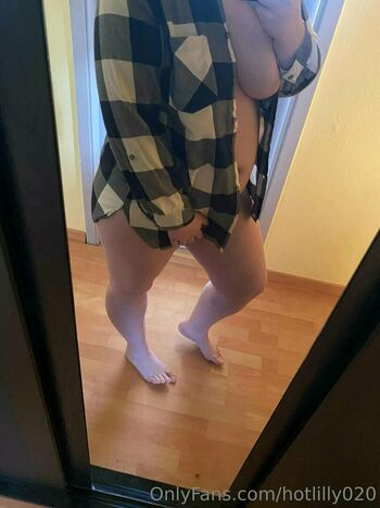 hotlilly020