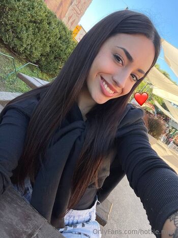 hottie.mari