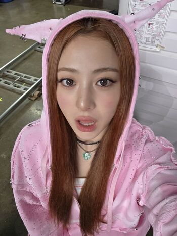 Huh Yunjin 허윤진