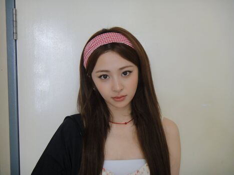 Huh Yunjin 허윤진