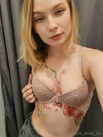 iam_emily_fox