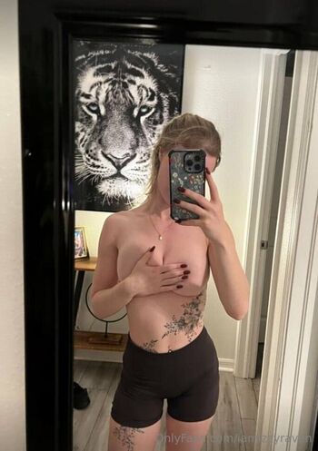 iamizzyraven