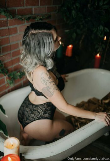 iamlydiafoxx