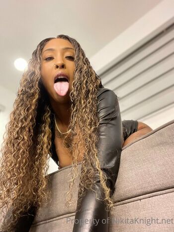 iamnikitaknight
