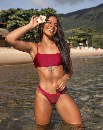Ingrid Oliveira