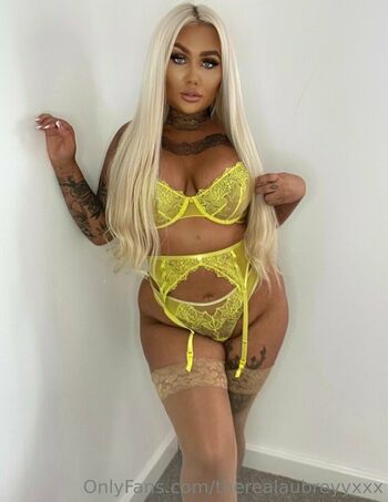 inkedblondieeee