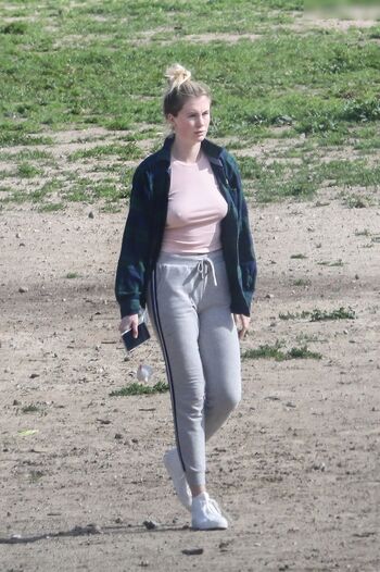 Ireland Baldwin