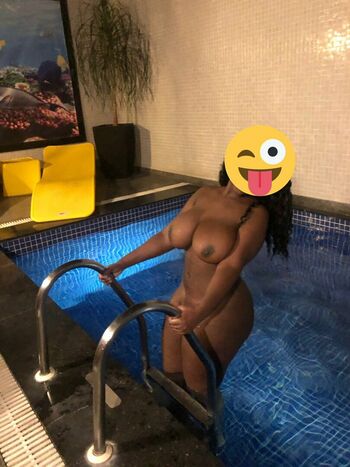 Isa Bombom