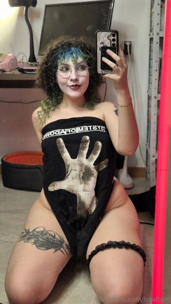 Isaaltgirl