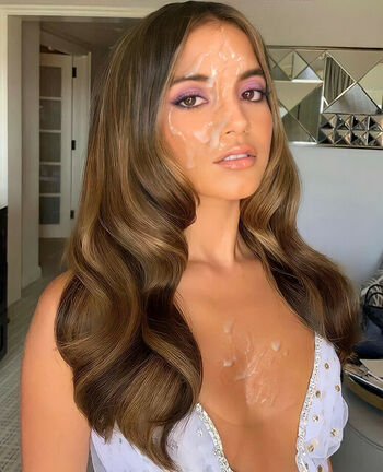Isabela Merced