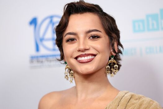 Isabela Merced