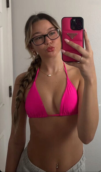 Isabella Rose