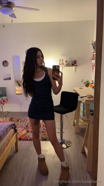 isabellaroy