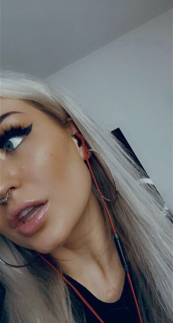 IScreamQueen