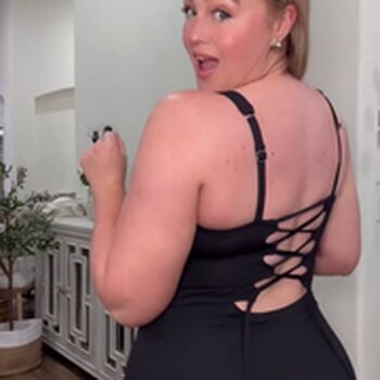 Iskra Lawrence