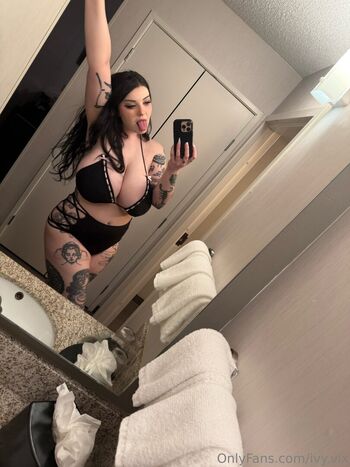 Ivy_vix