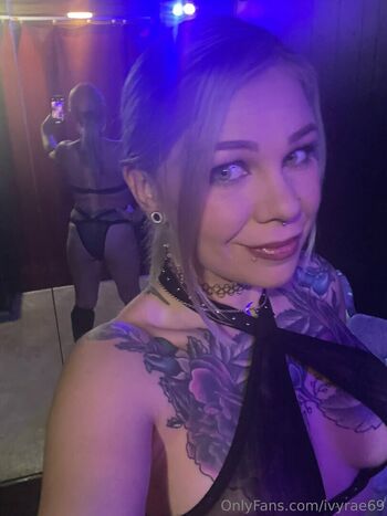 ivyrae69