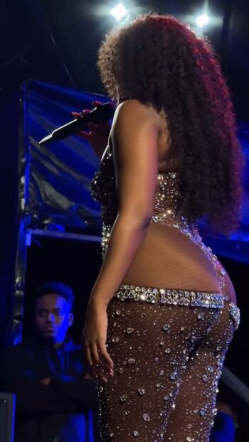 Iza Cantora
